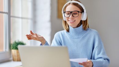 a girl taking her online IELTS speaking classes