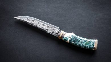 Damascus steel knife